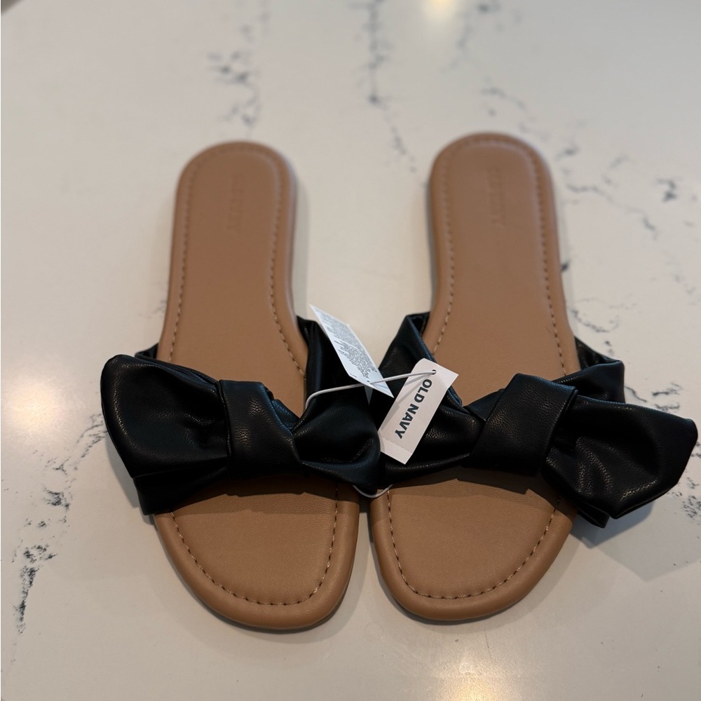 Old Navy Black Bow Sandals